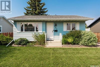 229 Langevin Cres, House other with 3 bedrooms, 1 bathrooms and null parking in Saskatoon SK | Image 1