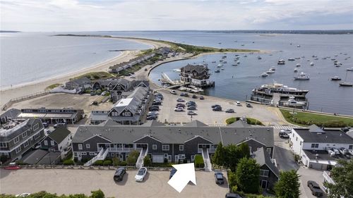 4-118 Bay St, Westerly, RI, 02891-5751 | Card Image