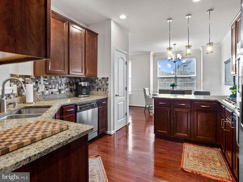 30 Arenas Ct, CAPITOL HEIGHTS, MD, 20743-5713 | Card Image
