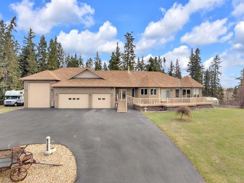 332-27111 Highway 597, Rural Lacombe County, AB, T0M0J0 | Card Image