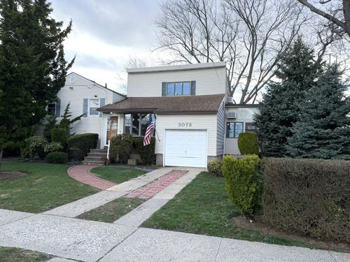 3078 Grand Blvd, Baldwin, NY, 11510-4736 | Card Image