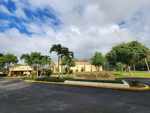 105-5851 Nw 62nd Ave, Tamarac, FL, 33319-2204 | Card Image