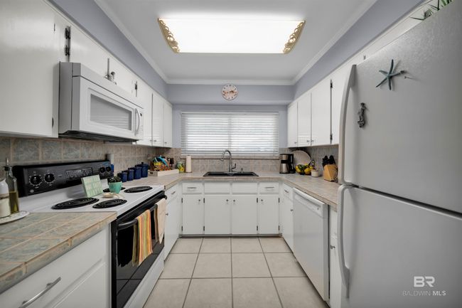 UNIT-302 - 2277 Oyster Bay Ln, Condo with 2 bedrooms, 2 bathrooms and null parking in Gulf Shores AL | Image 7