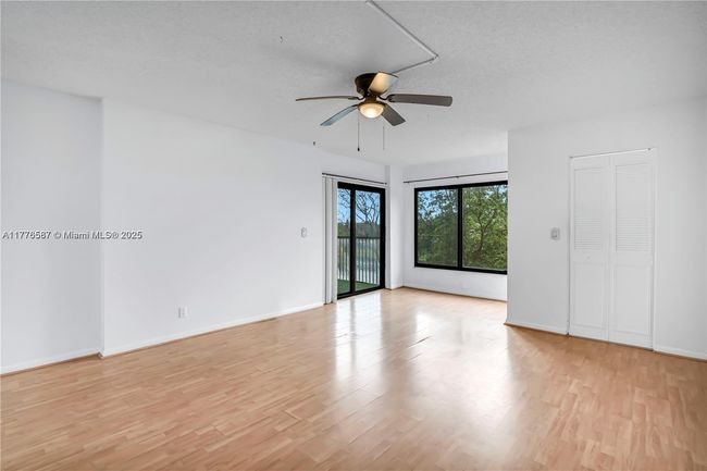 APT-306 - 2206 S Cypress Bend Dr, Condo with 2 bedrooms, 2 bathrooms and null parking in Pompano Beach FL | Image 10