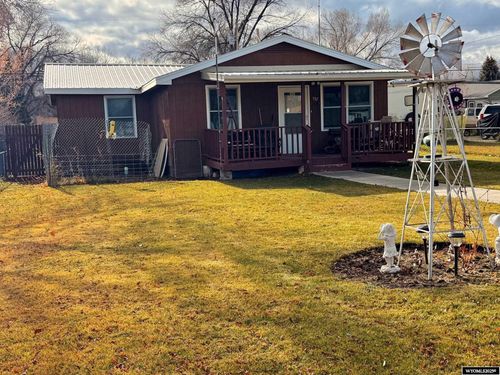 537 Market St, Lander, WY, 82520-2130 | Card Image