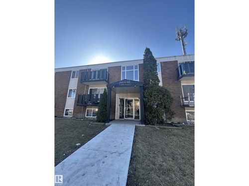 10640 111 St Nw, Edmonton, AB, T5H3E9 | Card Image
