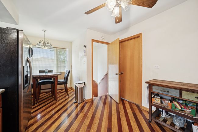 15320 Evers St, House other with 3 bedrooms, 2 bathrooms and 2 parking in Dolton IL | Image 6