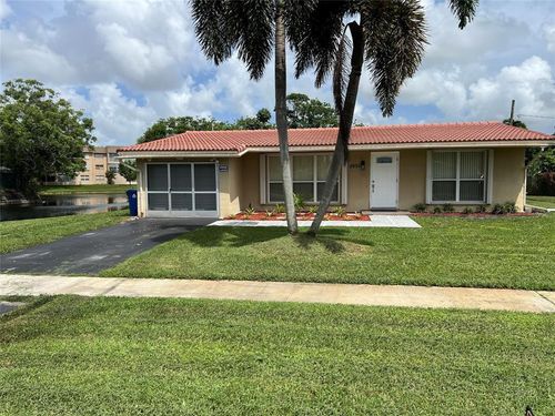 2650 Nw 94th Way, Sunrise, FL, 33322-2751 | Card Image