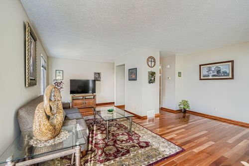 7616 Landau Dr, Bloomington, MN, 55438-2314 | Card Image