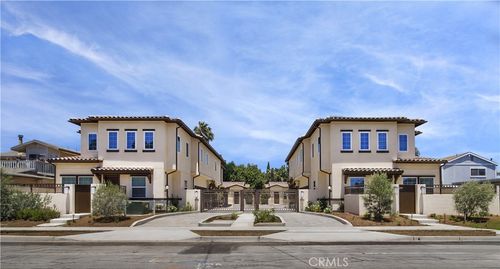 b101-374 Hamilton St, Costa Mesa, CA, 92627-2039 | Card Image