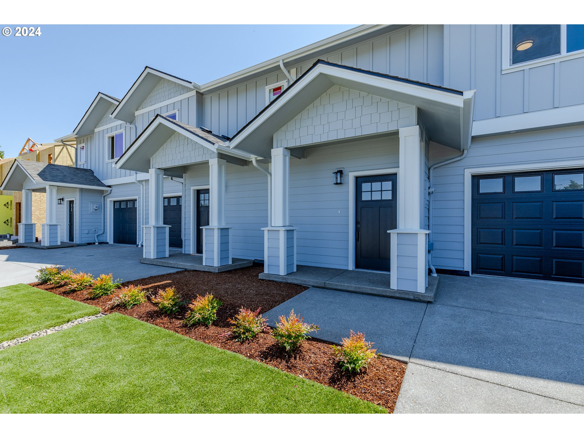 Periander Way, Harrisburg, OR 97446 #1