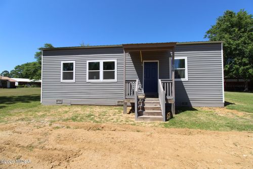 218 6th Ave, Rochelle, GA, 31079-2838 | Card Image