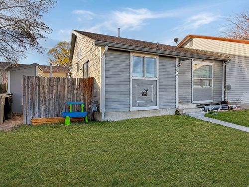 695 N Orange Ct, Castle Dale, UT, 84513-7727 | Card Image