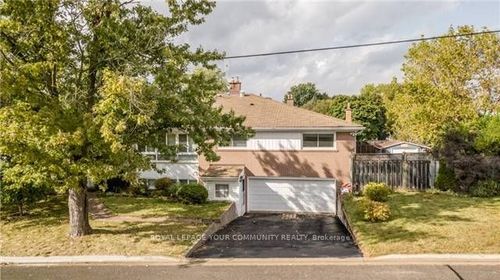 796 (Lower Floor) Botany Hill Crescent, Newmarket, ON, L3Y3A8 | Card Image