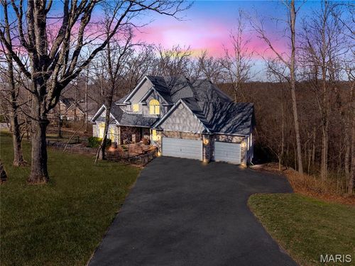 364 Whispering Forest Ln, Pacific, MO, 63069-5834 | Card Image