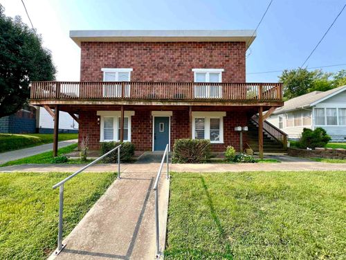 218 Vine St, Oakland City, IN, 47660-1246 | Card Image