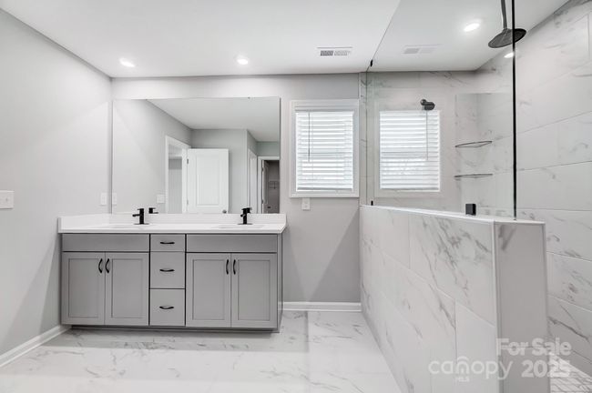 PRIMARY BEDROOM BATH | Image 33