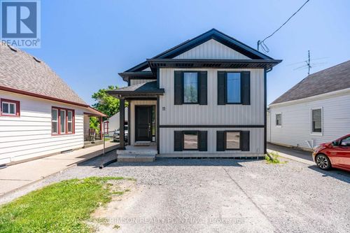 11 Edith St, Saint Catharines, ON, L2S2P6 | Card Image
