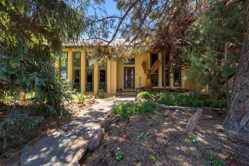 521 Ridgecrest Ave, White Rock, NM, 87547-3549 | Card Image