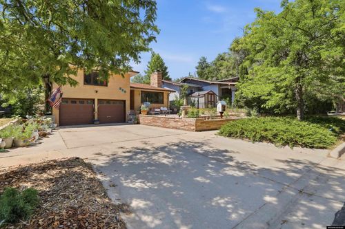 215 E 12th St, Casper, WY, 82601-4354 | Card Image