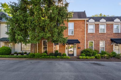 apt-221-4400 Belmont Park Ter, Nashville, TN, 37215-3681 | Card Image