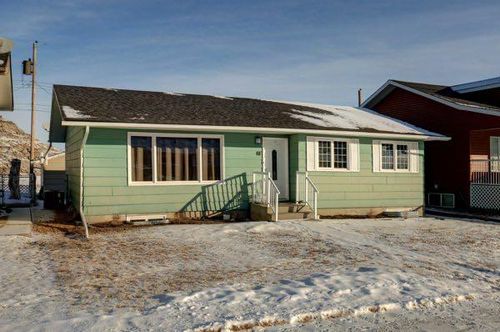 48 Hunts Cres, Drumheller, AB, T0J0Y6 | Card Image