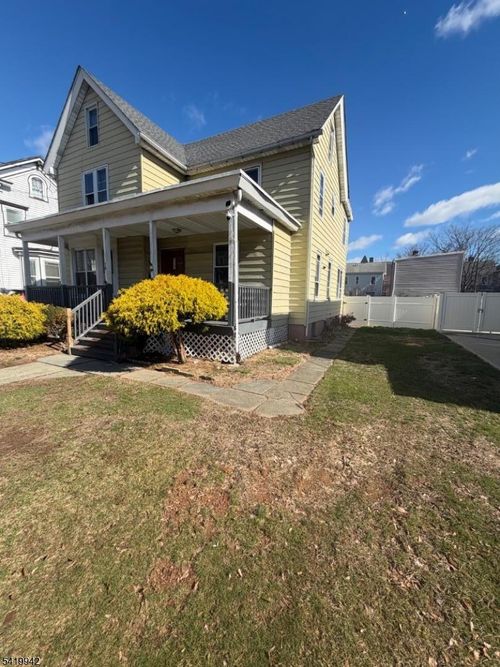 78 Duer St, North Plainfield, NJ, 07060-4702 | Card Image