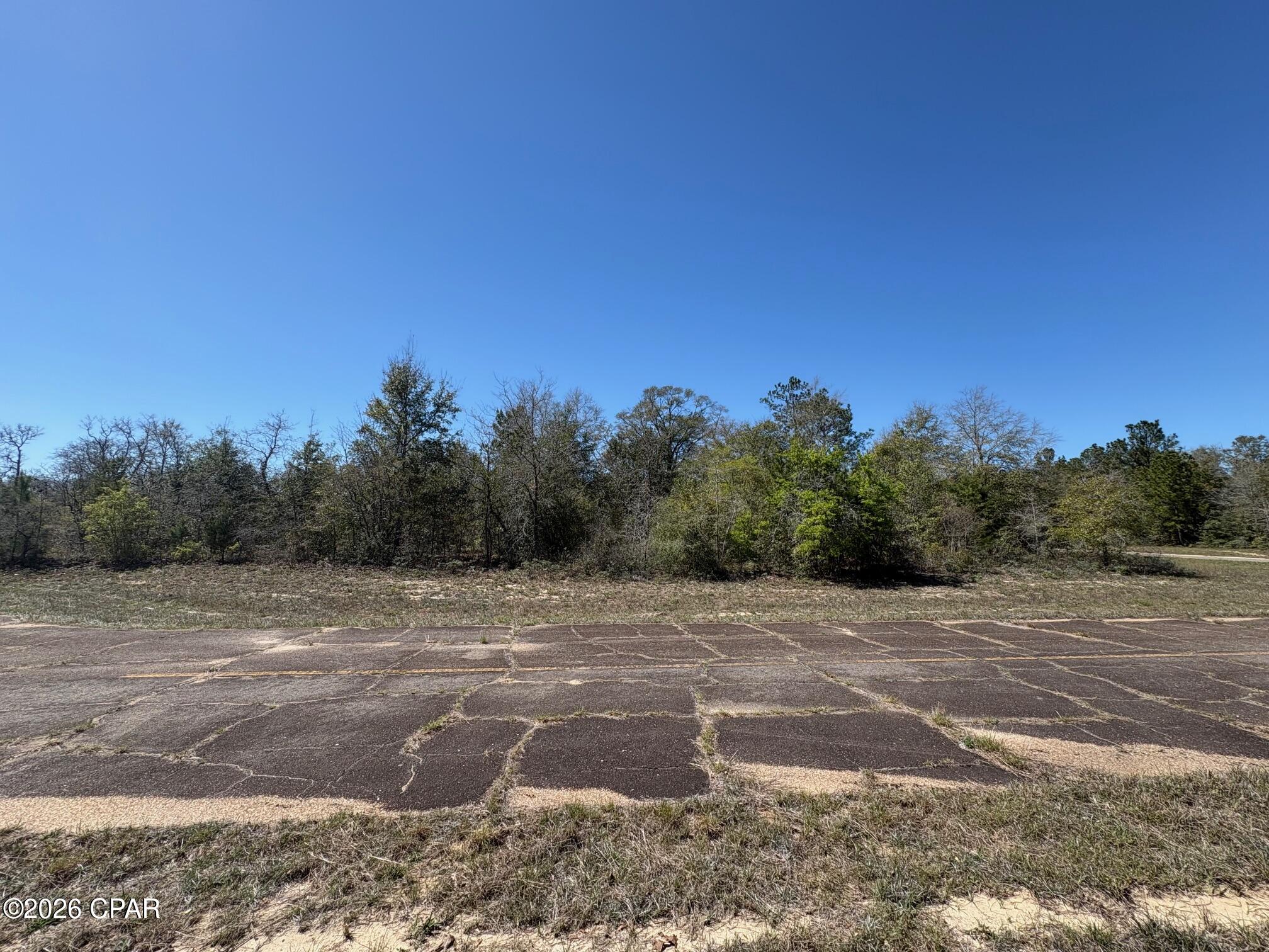 Land in Chipley