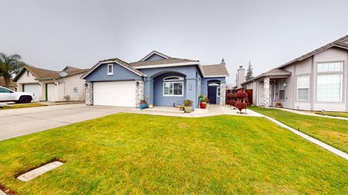 1847 Bergthold Street, Manteca, CA, 95336 | Card Image