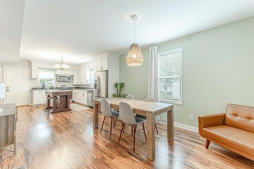 5807 Wisconsin St, McFarland, WI, 53558-9567 | Card Image