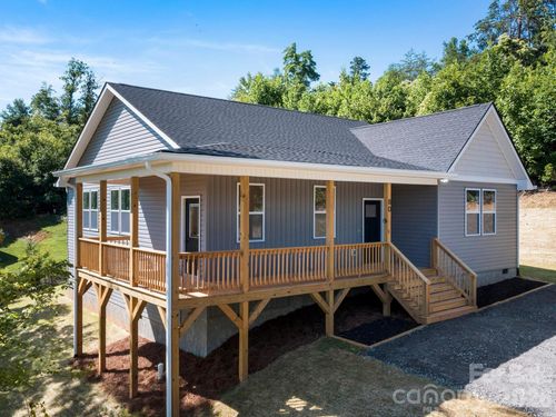 80 S Vineyard Village Dr, Old Fort, NC, 28762-0798 | Card Image