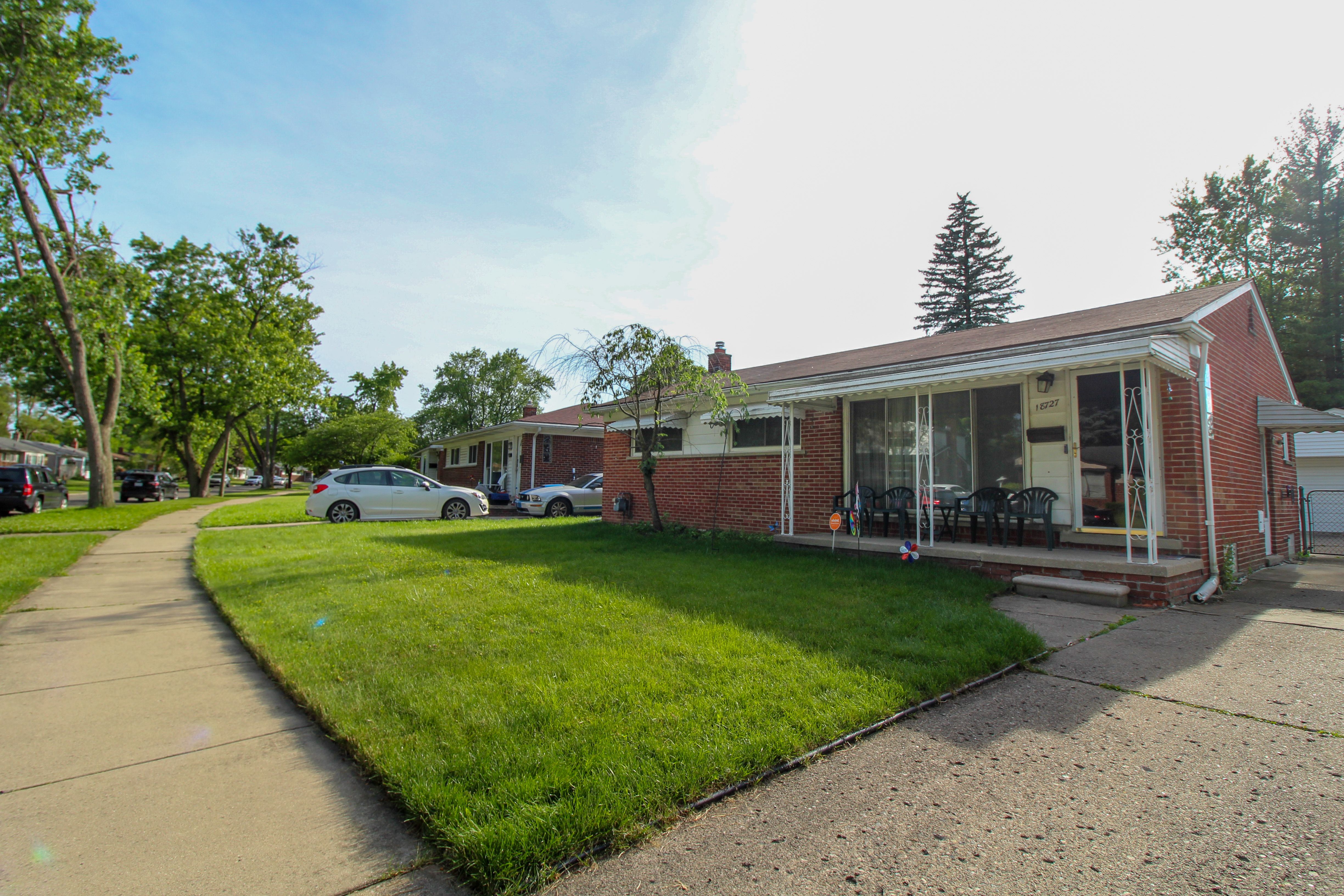 Woodworth , Redford, MI 48240