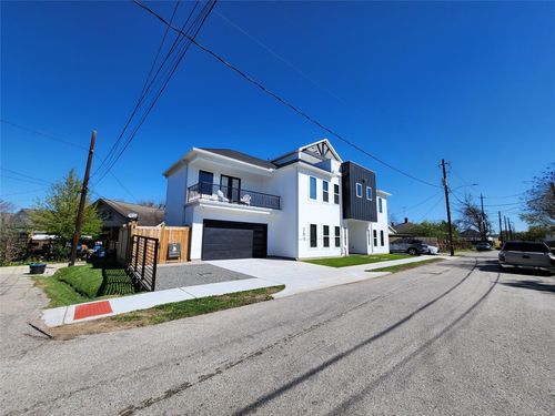 b-207 Carl St, Houston, TX, 77009-7780 | Card Image