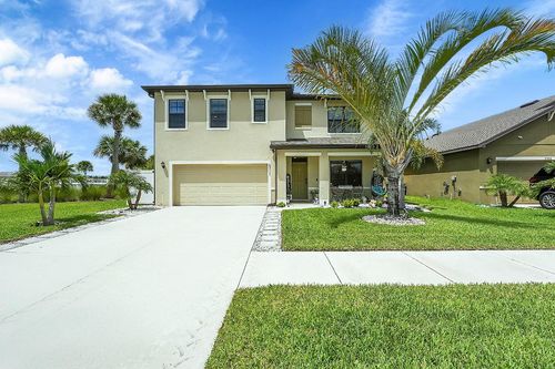 5310 Entertainment Way, FORT PIERCE, FL, 34947-5472 | Card Image