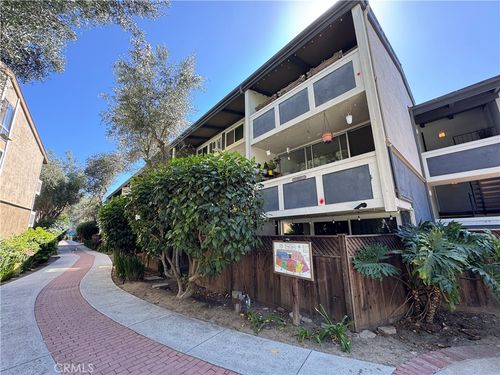 215-6355 Green Valley Cir, Culver City, CA, 90230 | Card Image