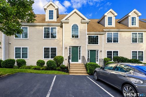 92-15 Freedom Way, Niantic, CT, 06357-1045 | Card Image