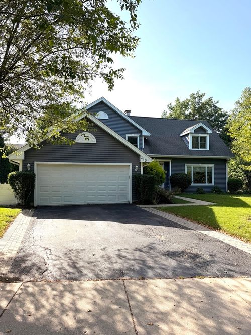 310 Chesterfield Ln, Vernon Hills, IL, 60061-2909 | Card Image