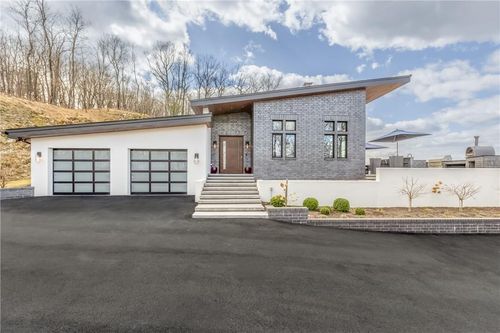 23 Tuckers Path, Clintondale, NY, 12515-5116 | Card Image