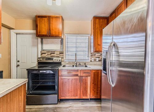 2-112 W 34th St, Riviera Beach, FL, 33404-3005 | Card Image