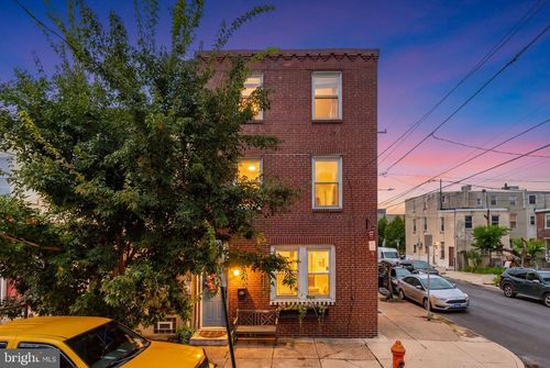 1000 S Chadwick St, PHILADELPHIA, PA, 19146-2008 | Card Image