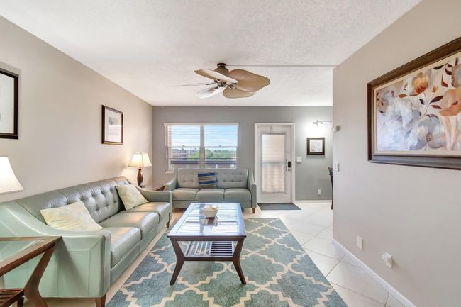 4049 Wolverton C, Condo with 2 bedrooms, 2 bathrooms and null parking in Boca Raton FL | Image 20