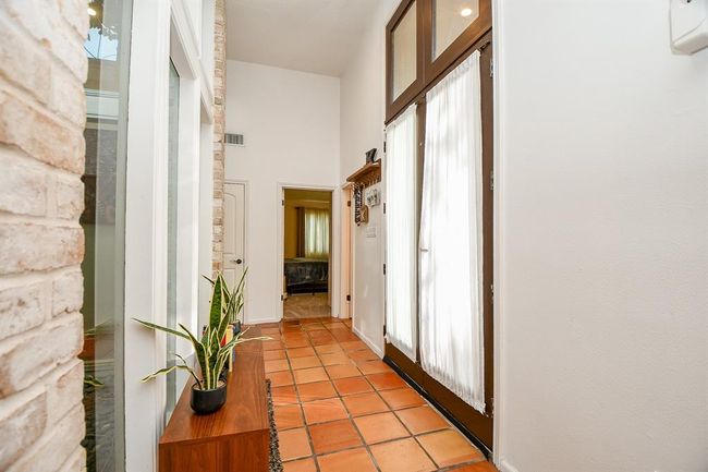 1719 Prairie Mark Ln, House other with 4 bedrooms, 3 bathrooms and 2 parking in Houston TX | Image 4