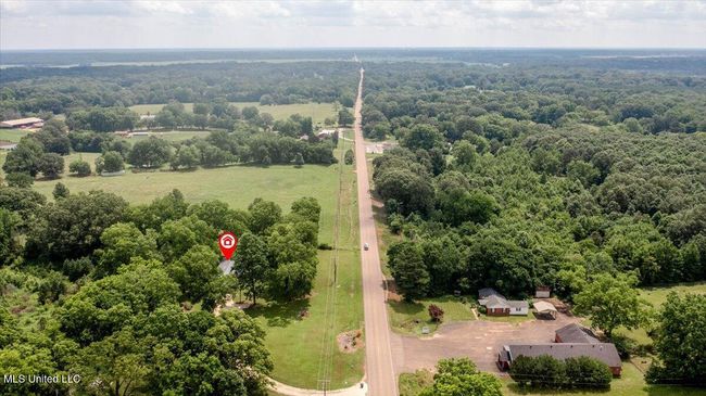 06-Neighborhood | Image 32