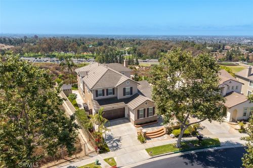 2886 Muir Trail Dr, Fullerton, CA, 92833 | Card Image
