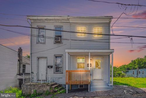 617 N 7th St, POTTSVILLE, PA, 17901-1603 | Card Image