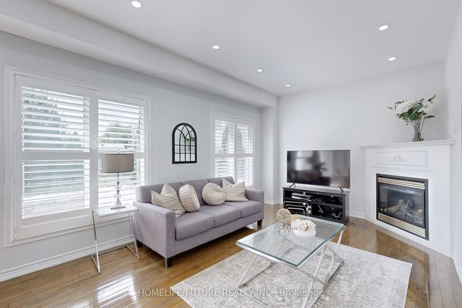 29 Wilcliff Crt, House other with 6 bedrooms, 4 bathrooms and 4 parking in Markham ON | Image 7