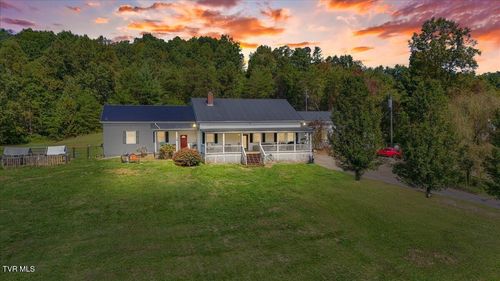 2447 Denton Valley Rd, Bristol, TN, 37620-1006 | Card Image