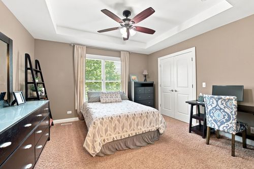 16418 S Mueller Cir, Plainfield, IL, 60586-7308 | Card Image