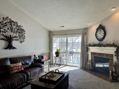 h-636 Pewaukee Road, Pewaukee, WI, 53072 | Card Image