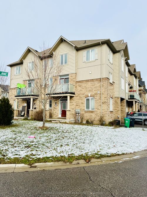 2 Melbrit Lane, Caledon, ON, L7C4C9 | Card Image